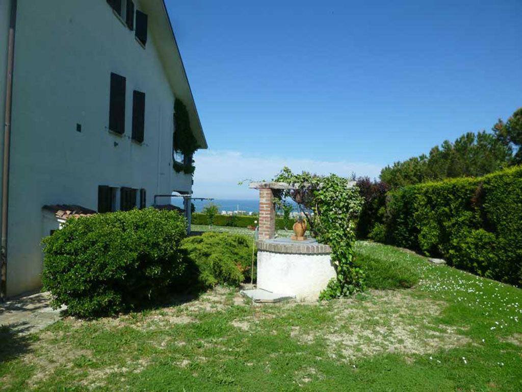 Villa Dolcevita San Costanzo Exterior photo